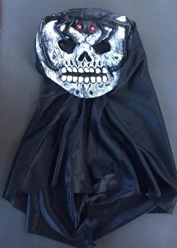Enge maskers diverse schrikken scream duivel vampier pak beschikbaar voor biedingen