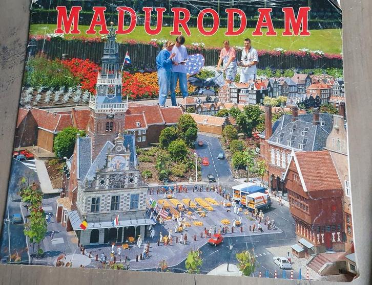 Diverse parkgidsen en folders, Verzamelen, Overige Verzamelen, Gebruikt, Ophalen of Verzenden