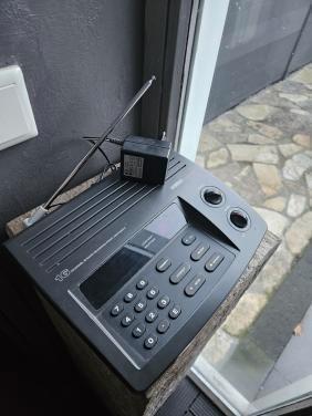Mooie en werkende Uniden Bearcat UBC-144 XTL kerkscanner, Telecommunicatie, Scanners, Gebruikt, Minder dan 30 kanalen, Draagbaar