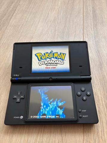 Nintendo DSi Zwart - Met Games & hoesje beschikbaar voor biedingen