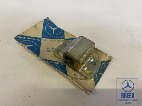 NOS slotvanger rechts voor Mercedes-Benz R107 W126, Auto-onderdelen, Carrosserie en Plaatwerk, Mercedes-Benz, Nieuw, Ophalen of Verzenden
