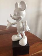 Mickey Mouse, Verzenden