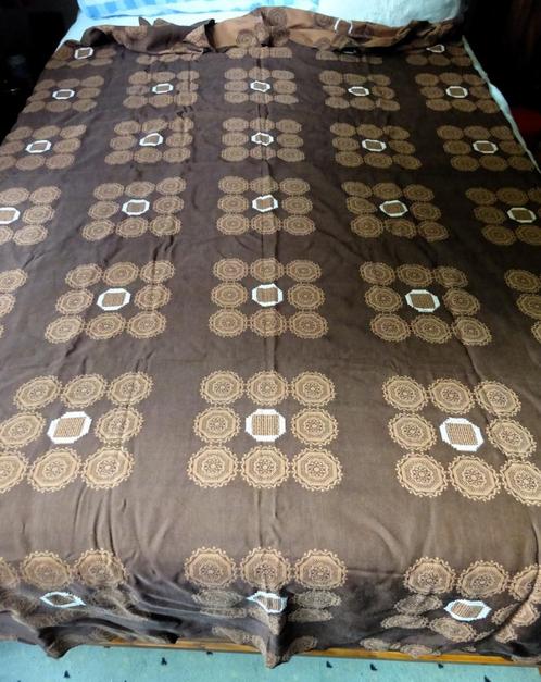 Vintage bruin beige, iets wit motieven tafelkleed 120x225 cm, Huis en Inrichting, Tafelkleden, Gebruikt, Rechthoek, Binnen, Verzenden