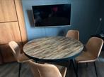 Ronde tafel met 4 stoelen, Huis en Inrichting, Complete eetkamers, Ophalen of Verzenden, Zo goed als nieuw