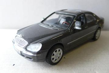 mercedes s500 - maisto   1/43 beschikbaar voor biedingen