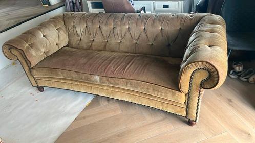 Chesterfield design, Huis en Inrichting, Banken | Sofa's en Chaises Longues, Gebruikt, Driepersoons, 200 tot 250 cm, 100 tot 125 cm