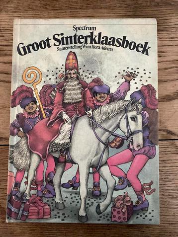 Twee oude Sinterklaasboeken - jaren 60-70 beschikbaar voor biedingen