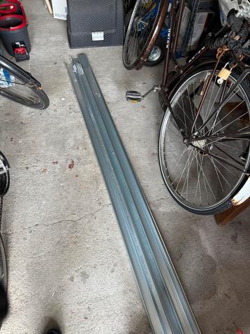 Free - 8 Knauf CD-profielen 60/27/0.6 L = 3100 mm - Nieuw beschikbaar voor biedingen