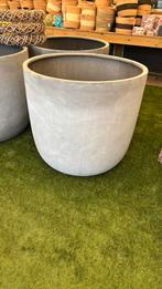 Clayfibre grote buiten pot grijs en zwart, Tuin en Terras, Overige materialen, 40 cm of meer, Rond, Nieuw