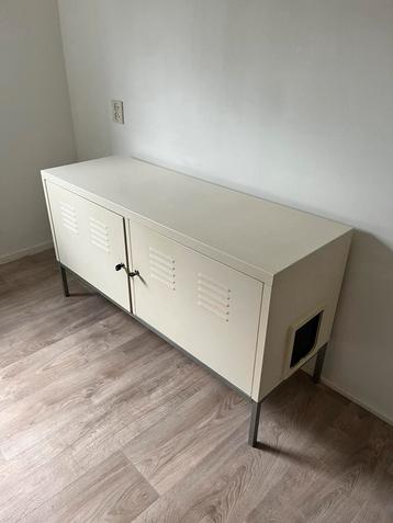 GRATIS kattenbak kast, IKEA PS kast wit