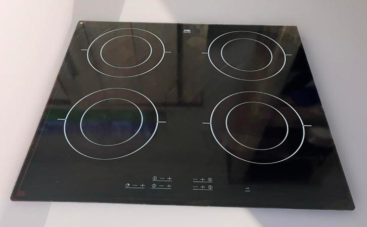 Inductie kookplaat ETNA, Witgoed en Apparatuur, Kookplaten, Zo goed als nieuw, Inbouw, Inductie, 4 kookzones, Energieklasse A of zuiniger