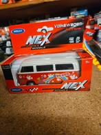 Volkswagen T2 bus nieuw, Hobby en Vrije tijd, Modelauto's | 1:43, Ophalen of Verzenden, Nieuw, Auto, Overige merken
