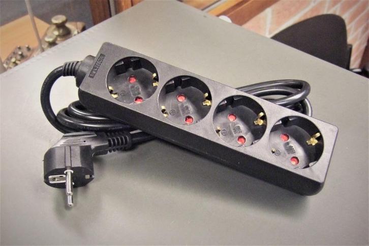 Verlengkabel (2-4 en 6 meter kabel), Doe-het-zelf en Verbouw, Elektra en Kabels, Nieuw, Overige typen, Ophalen