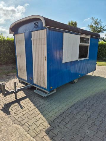 Metalen Schaftwagen Pipowagen Bouwkeet Schaftkeet Tiny House beschikbaar voor biedingen