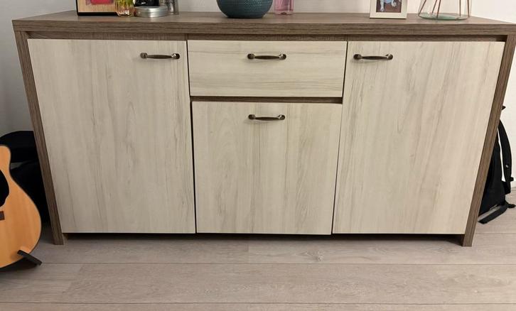 Dressoir en tv meubel, Huis en Inrichting, Kasten | Dressoirs, Zo goed als nieuw, 150 tot 200 cm, 25 tot 50 cm, Ophalen of Verzenden