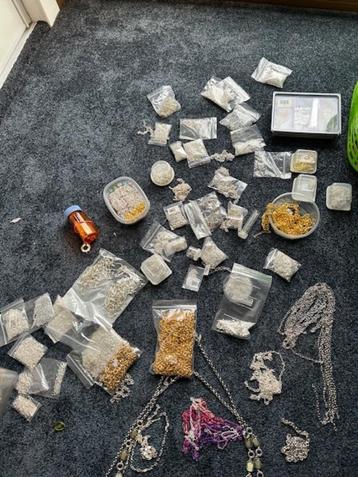 PARTIJ Doe het zelf snoeren ketting om sieraden van te maken beschikbaar voor biedingen
