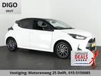 Toyota Yaris 1.5 HYBRID AUTOMAAT BLACK & WHITE GARANTIE 8-20, Gebruikt, Wit, Bedrijf, Hybride Elektrisch/Benzine