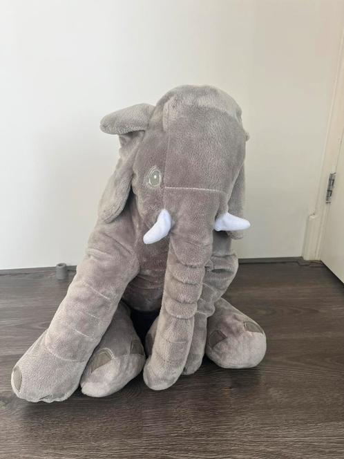 Superzachte XL knuffel / kussen olifant, Kinderen en Baby's, Speelgoed | Knuffels en Pluche, Zo goed als nieuw, Olifant, Ophalen