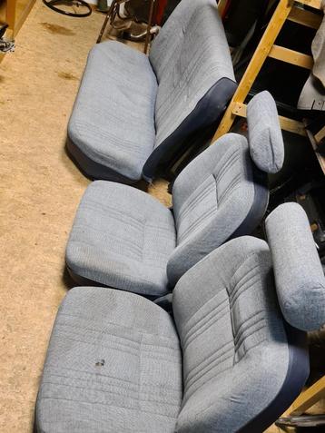 Voorstoelen en achterbank Peugeot 505 sedan beschikbaar voor biedingen