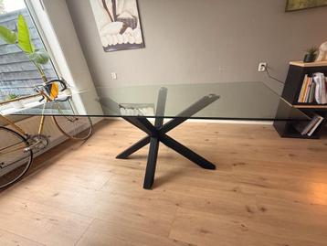 Grote Design Glazen Eettafel 200x100cm beschikbaar voor biedingen