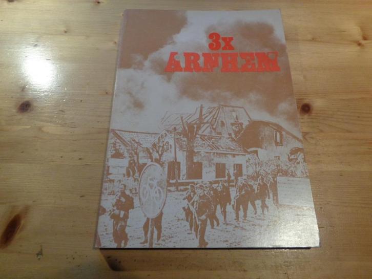 Bert Kerkhoffs - 3x Arnhem, Boeken, Oorlog en Militair, Zo goed als nieuw, Algemeen, Tweede Wereldoorlog, Ophalen