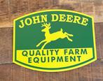 JOHN DEERE Quality farm products -  reclamebord kunststof, Ophalen of Verzenden, Zo goed als nieuw, Reclamebord