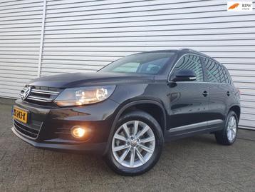 Volkswagen Tiguan 2.0 TSI Cruise / Navi / 4x4 / Autom.. beschikbaar voor biedingen