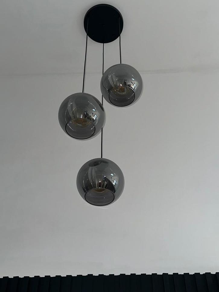 3 bollen hanglamp smoke glass rookglas zwart metallic, Huis en Inrichting, Lampen | Hanglampen, Zo goed als nieuw, Minder dan 50 cm
