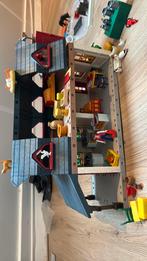 Playmobil boerderij met veel accessoires 4055, Kinderen en Baby's, Speelgoed | Playmobil, Ophalen of Verzenden, Zo goed als nieuw