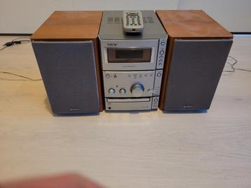 Gratis: Sony Microset met CD en Cassette beschikbaar voor biedingen