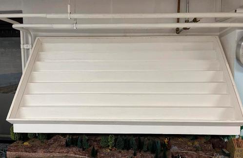 Vitrine voor schaal HO, Hobby en Vrije tijd, Modeltreinen | H0, Zo goed als nieuw, Brug, Tunnel of Gebouw, Gelijkstroom of Wisselstroom