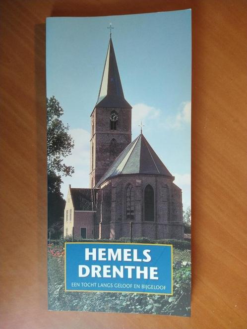 Hemels Drenthe. Een tocht langs geloof en bijgeloof, Boeken, Reisgidsen, Zo goed als nieuw, Fiets- of Wandelgids, Benelux, Overige merken