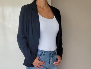 Studio Anneloes blazer XXL
Travelstof Blauw  beschikbaar voor biedingen