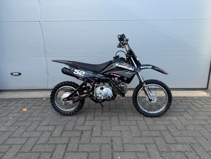 Kawasaki KLX110, Fietsen en Brommers, Minibikes, Midibikes en Pitbikes, Zo goed als nieuw, Overige typen, Ophalen