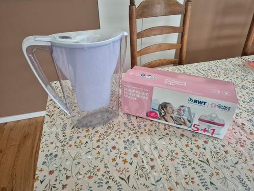 BWT Aqualizer water filter kan met nog 5 filters, Witgoed en Apparatuur, Waterontharders, Zo goed als nieuw, Waterontharder met zout