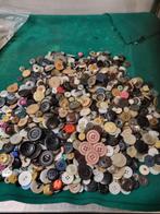 knopen gebruikt meer dan 500 stuks verschillende, Hobby en Vrije tijd, Ophalen of Verzenden