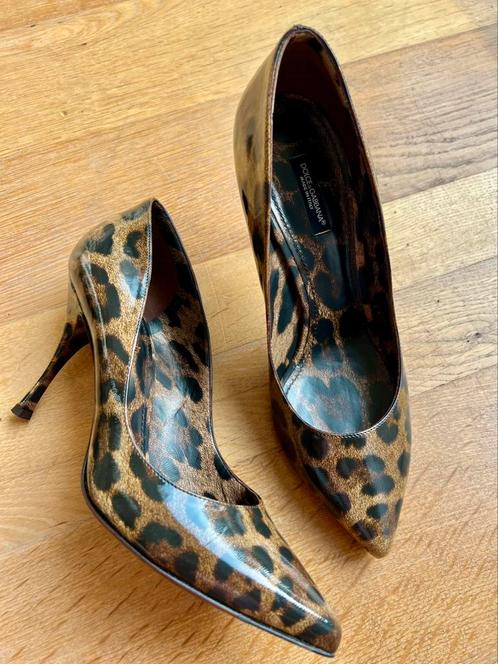 Dolce & Gabbana Pumps Size 40, Kleding | Dames, Schoenen, Zo goed als nieuw, Pumps, Overige kleuren, Verzenden
