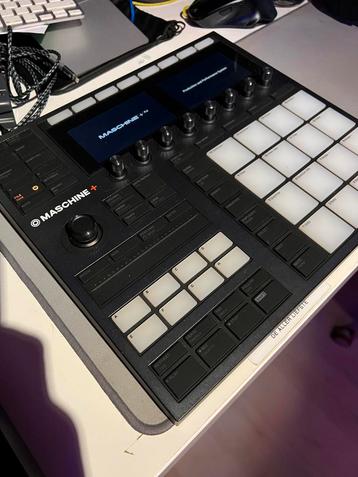 Maschine plus - Native Instruments - zgan beschikbaar voor biedingen