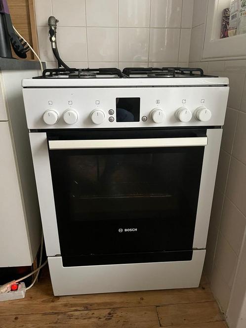Ovenfornuis te koop – werkt perfect, Witgoed en Apparatuur, Fornuizen, Gebruikt, Vrijstaand, Gas, 4 kookzones, 45 tot 60 cm, Grill