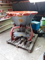 Banden michelin, kunstmeststrooier, veldspuit, zaaimachine, Zakelijke goederen, Agrarisch | Werktuigen, Ophalen, Gewasbescherming en Bemesting