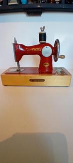 Kinder naaimachine vintage, Antiek en Kunst, Antiek | Naaimachines, Ophalen of Verzenden