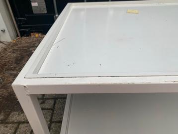 Stalen Tafel op Wielen - 2 Laags beschikbaar voor biedingen