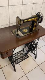 Antieke naaimachine, Antiek en Kunst, Antiek | Naaimachines, Ophalen