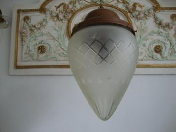 Oude Hal lamp beschikbaar voor biedingen