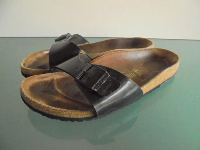 Birkenstock Madrid 38 zwarte slippers | Gratis verzenden, Kleding | Dames, Schoenen, Zo goed als nieuw, Slippers, Zwart, Verzenden