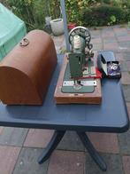 Ouderwetse naaimachine, Antiek en Kunst, Antiek | Naaimachines, Ophalen