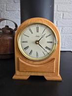 Jeka tafelklok vintage, licht eikenhout als nieuw, Ophalen, Zo goed als nieuw