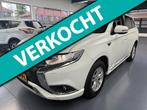Mitsubishi Outlander 2.4 PHEV Pure, Automaat, 4 cilinders, 1865 kg, Wit