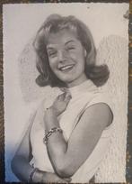 ROMY SCHNEIDER ANSICHTKAART 26 SISI KAART FOTO VINTAGE retro, Verzenden, 1960 tot 1980, Ongelopen, Sterren en Beroemdheden