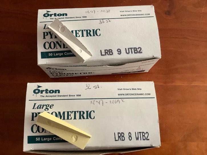 Orton temperatuur kegels, pyrometric large cones 8 en 9, Hobby en Vrije tijd, Pottenbakken, Nieuw, Ophalen of Verzenden